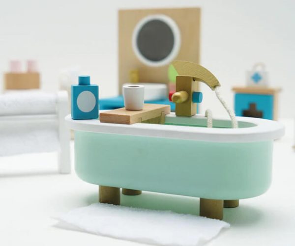 ME060C daisylane bathroom royal top bath tray and shower - Wood Bee Nice - Children's Wooden Toys | Eco-Friendly Toys