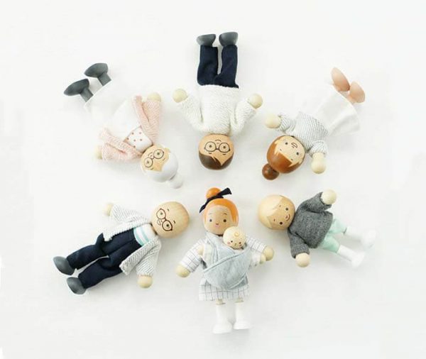 P053 my doll family laying in a - Wood Bee Nice - Children's Wooden Toys | Eco-Friendly Toys